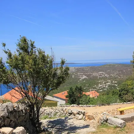 度假居 House With Wifi Ustrine, Cres - 8037 *