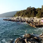 Casa de Férias House With Wifi Ustrine, Cres - 8037 Ustrine