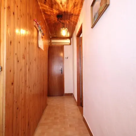 Σπίτι διακοπών House With Wifi Ustrine, Cres - 8037 Ustrine